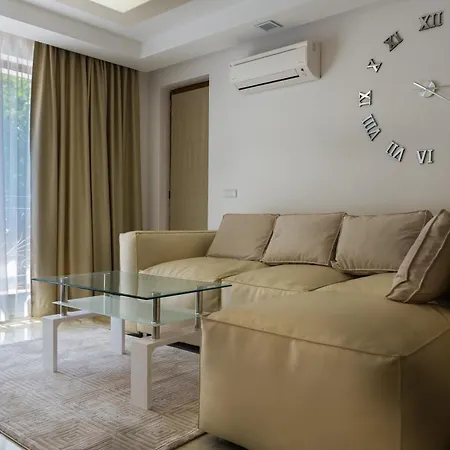 דירה Red Square וארנה